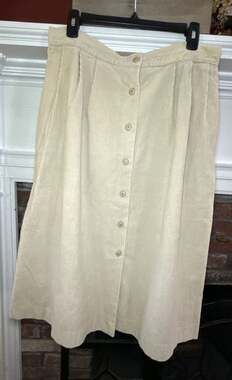 Vintage Beige Corduroy Button-Front A-Line Midi Skirt with Pockets